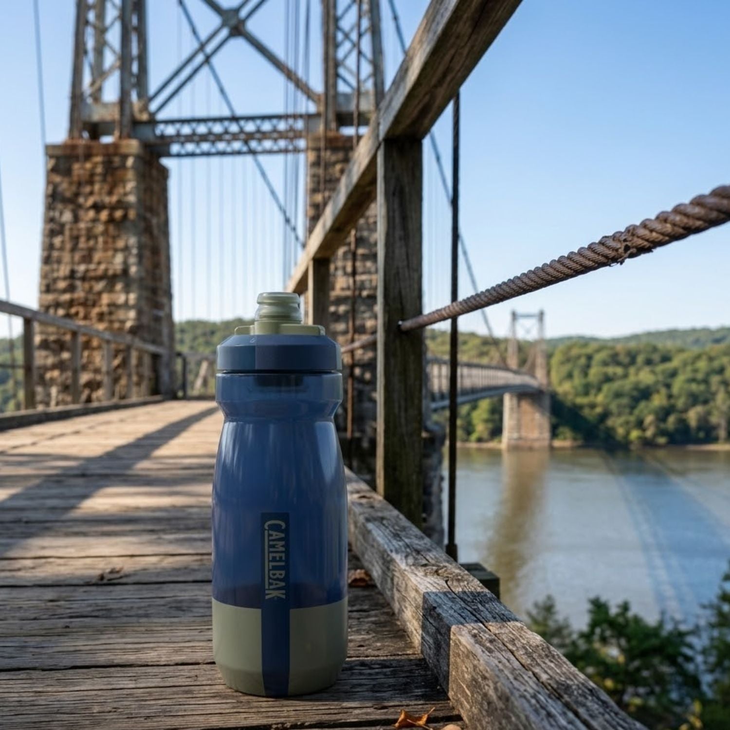 GARRAFA CAMELBAK PODIUM 21OZ / 621ML - MERCURY DEEP SEA (VERDE/AZUL)
