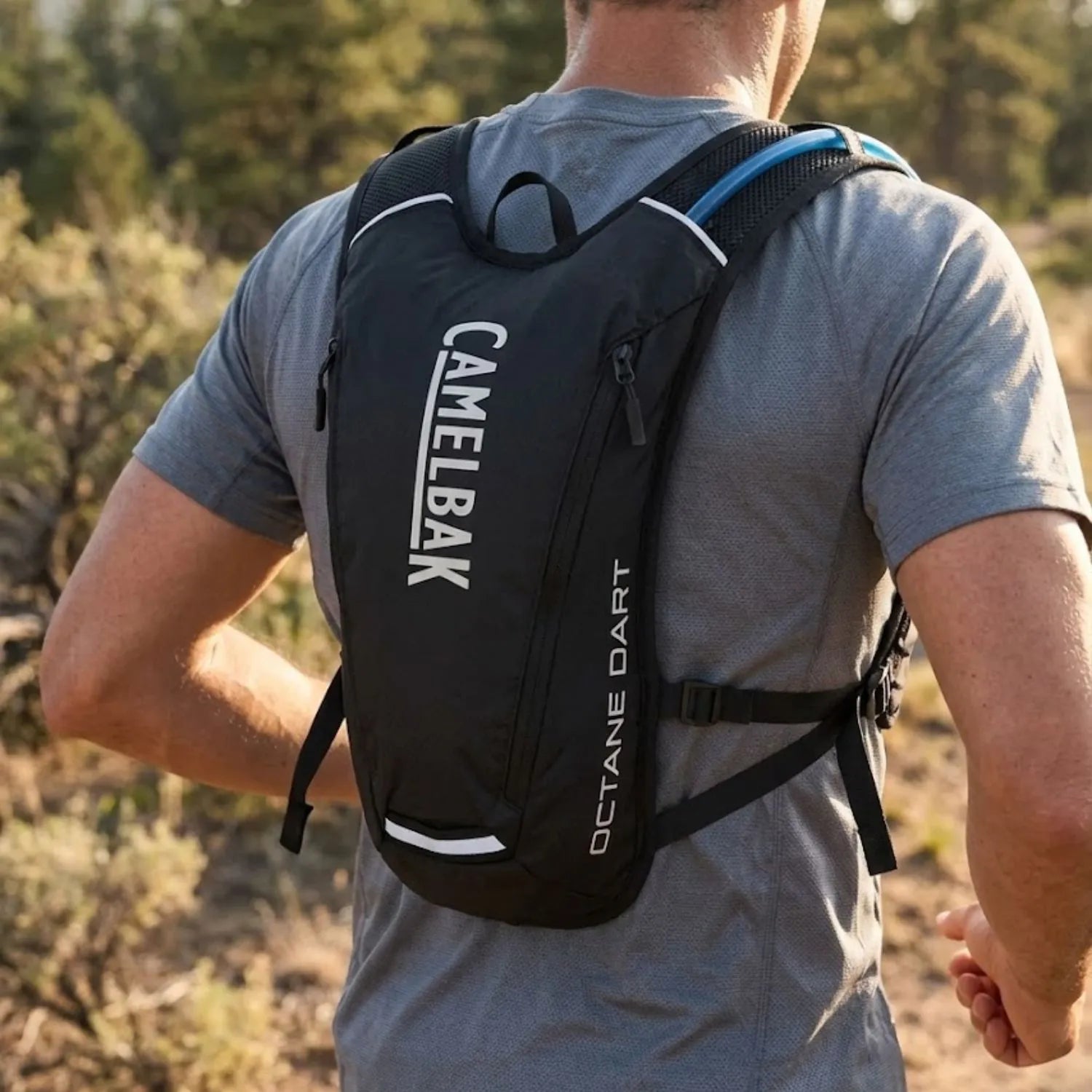 MOCHILA DE HIDRATACAO CAMELBAK OCTANE DART 50OZ / 1,5L - BLACK (PRETO)