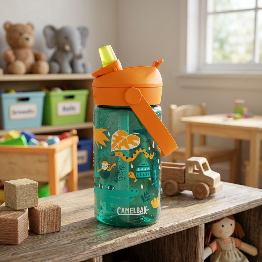 GARRAFA CAMELBAK INFANTIL THRIVE FLIP STRAW TRITAN 14OZ / 414ML - JUNGLE ANIMALS (VERDE/LARANJA)

