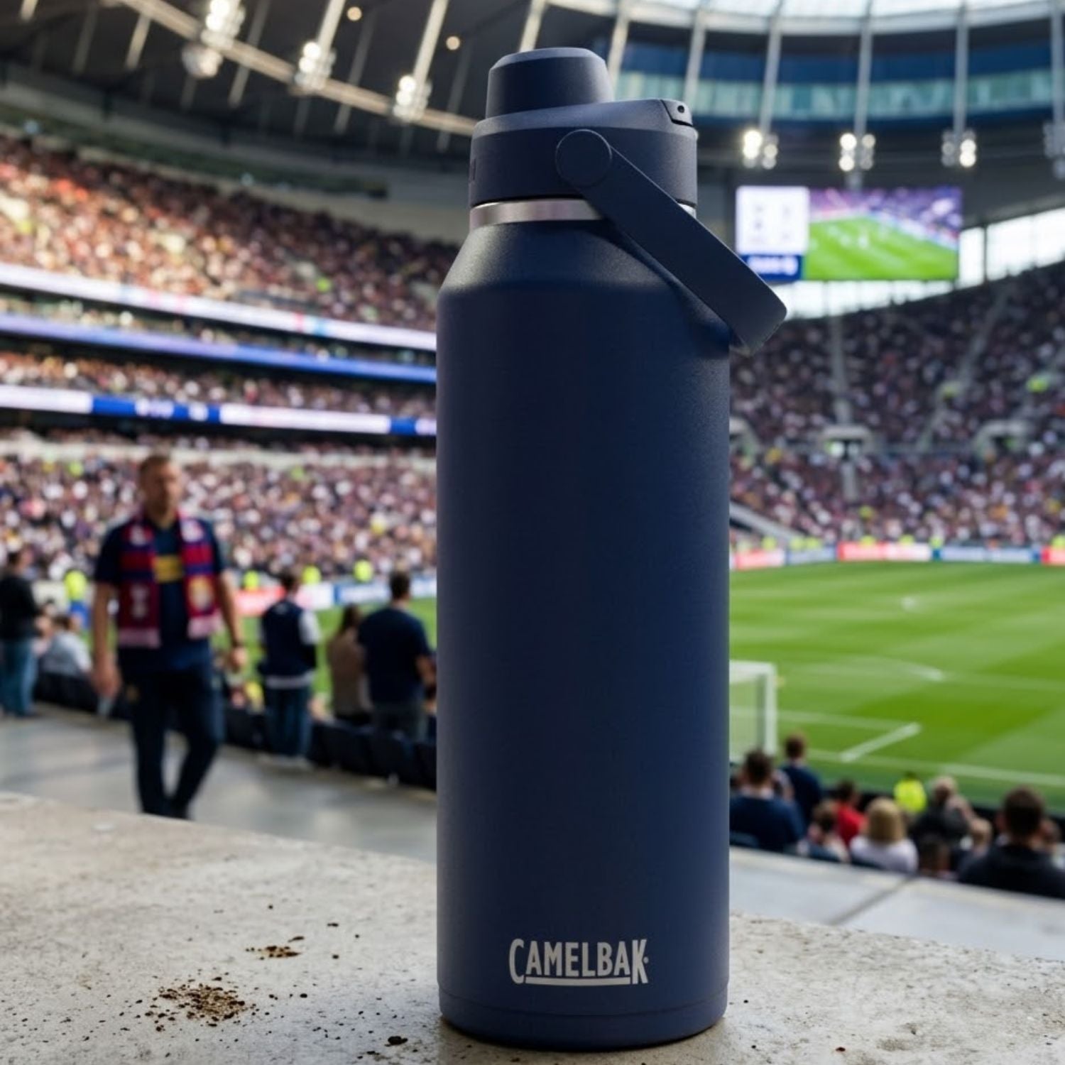 GARRAFA TERMICA CAMELBAK THRIVE CHUG VSS 40OZ / 1,183ML - NAVY (AZUL)
