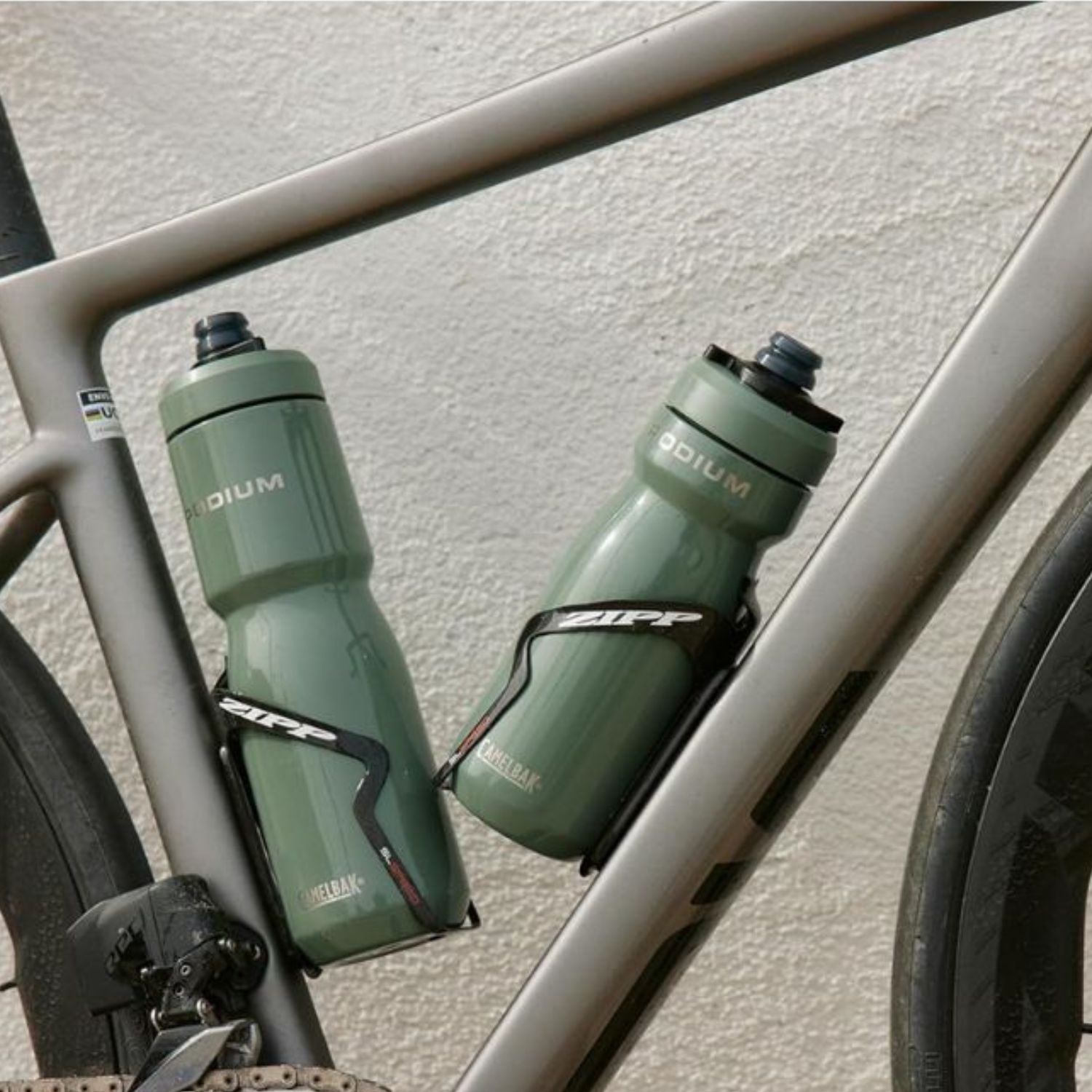 GARRAFA TERMICA CAMELBAK PODIUM INSULATED STEEL 22OZ / 650ML - MOSS (VERDE)
